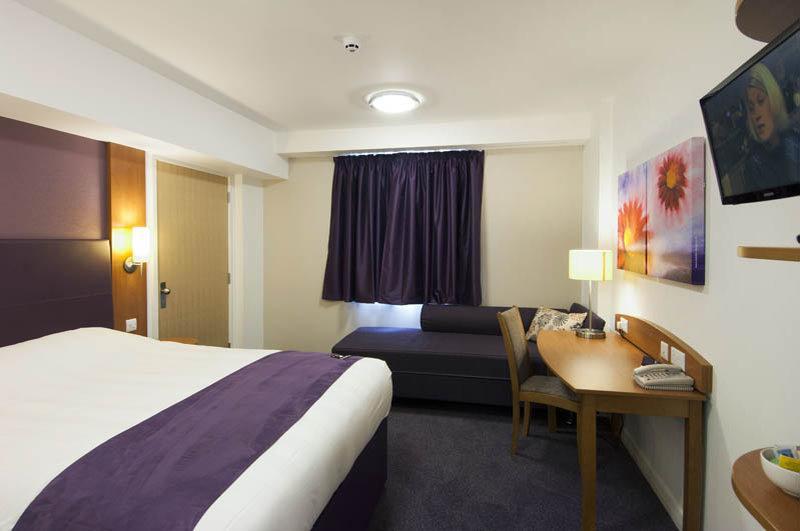 Premier Inn Aylesbury Aylesbury  Extérieur photo